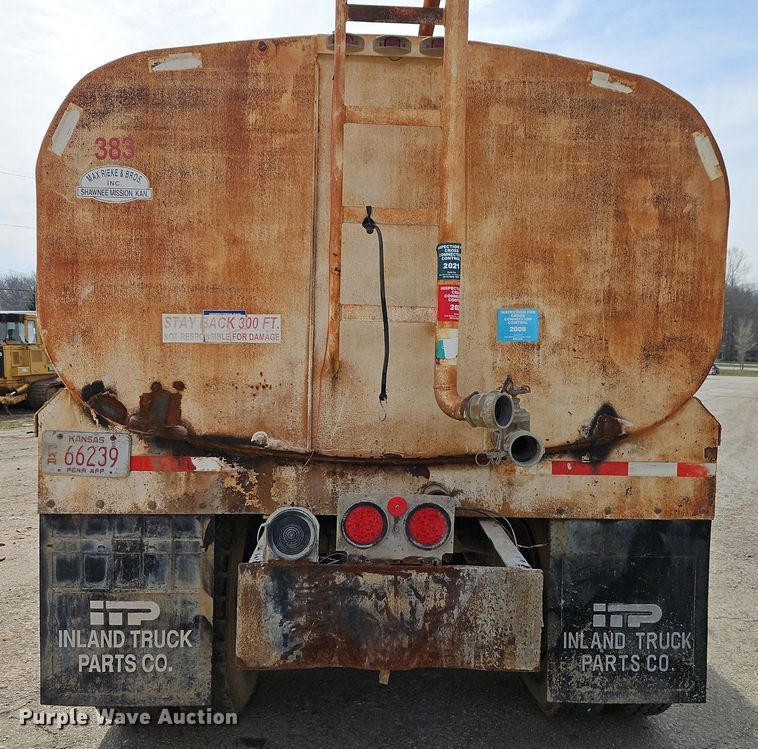 image for item EI3630 1980 Autocar DC9364F water truck