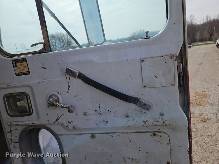 image for item EI3630 1980 Autocar DC9364F water truck