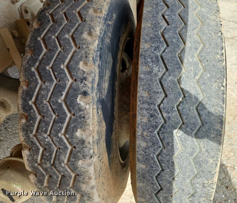 image for item EI3630 1980 Autocar DC9364F water truck