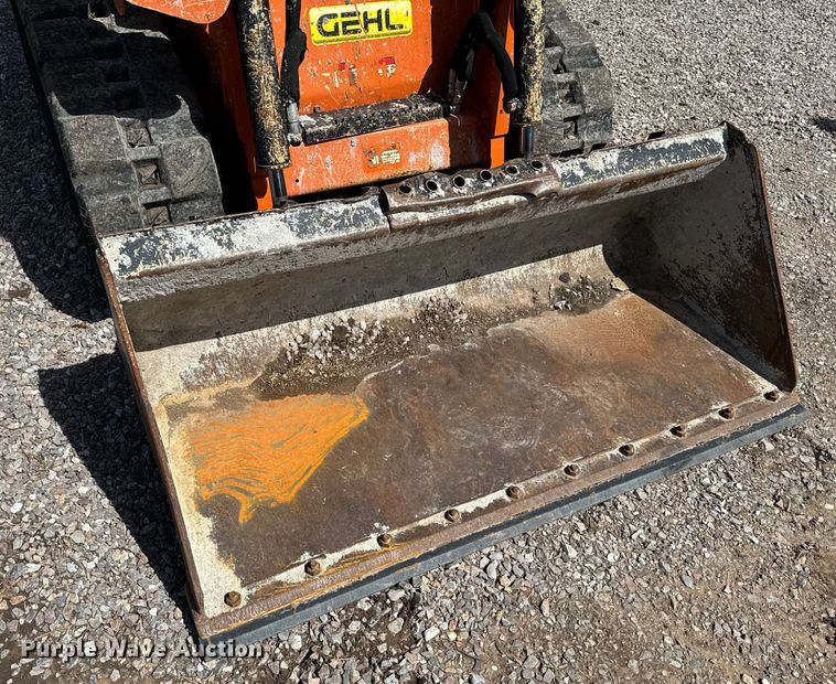 image for item EJ0361 2020 Gehl RT135 tracked skid steer loader