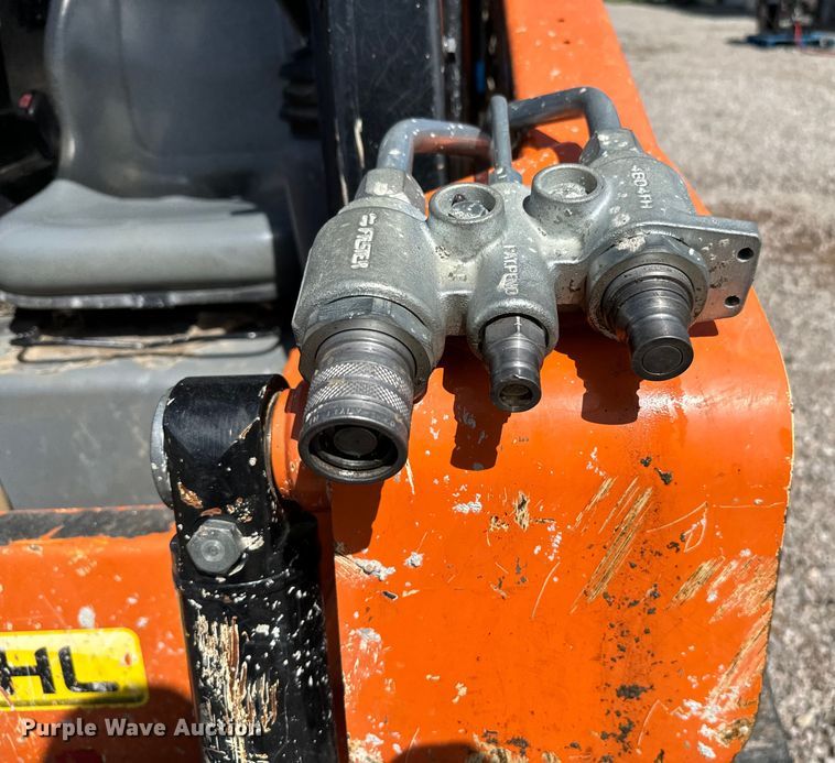 image for item EJ0361 2020 Gehl RT135 tracked skid steer loader