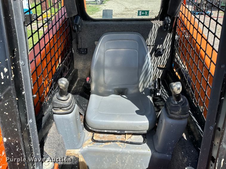 image for item EJ0361 2020 Gehl RT135 tracked skid steer loader