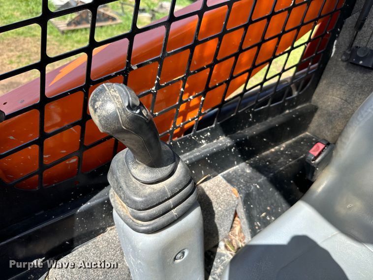 image for item EJ0361 2020 Gehl RT135 tracked skid steer loader