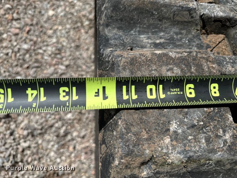 image for item EJ0361 2020 Gehl RT135 tracked skid steer loader