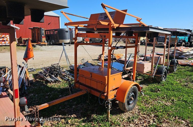 image for item EJ6119 (5) signal board trailers