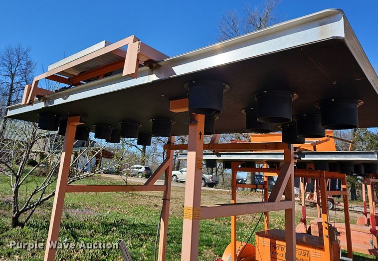 image for item EJ6119 (5) signal board trailers