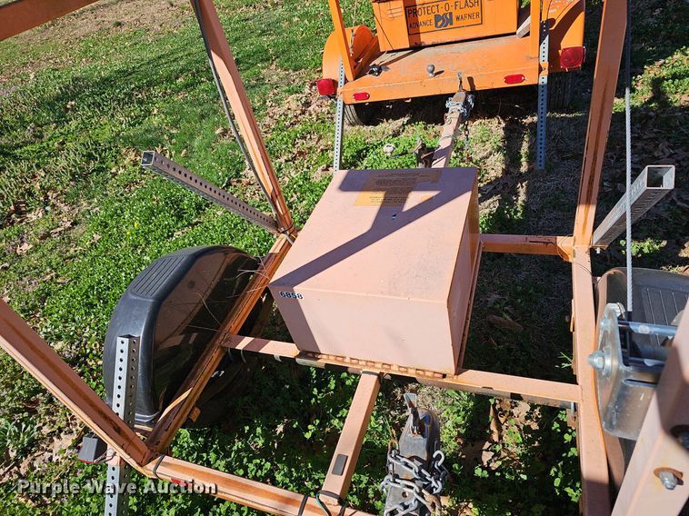 image for item EJ6119 (5) signal board trailers