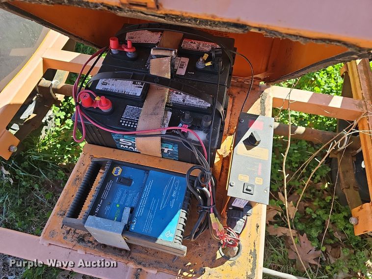 image for item EJ6119 (5) signal board trailers