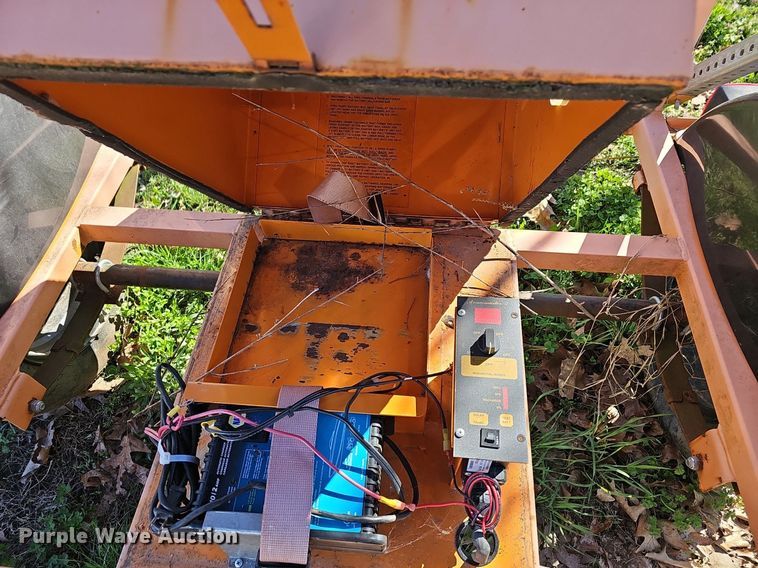 image for item EJ6119 (5) signal board trailers