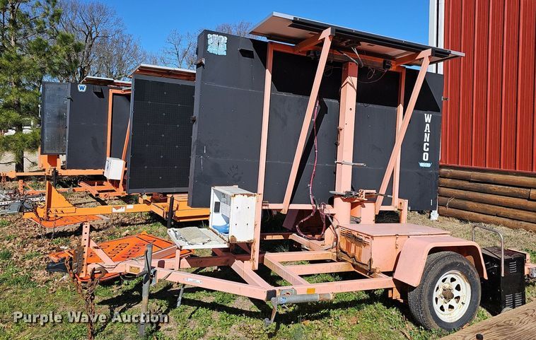 image for item EJ6120 2003 Wanco WILMB-S-LL(A)M message board trailer
