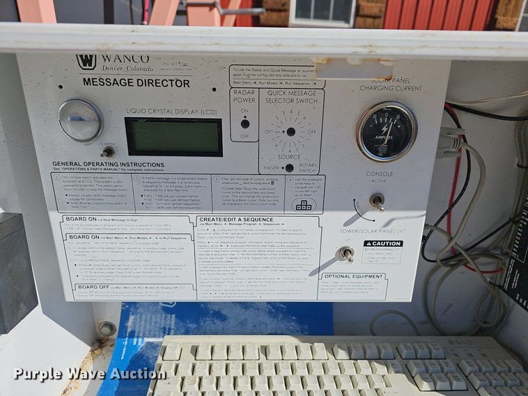 image for item EJ6120 2003 Wanco WILMB-S-LL(A)M message board trailer