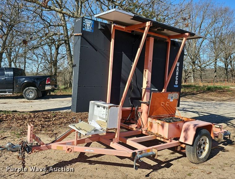 image for item EJ6121 2003 Wanco WTLMB-S-LL(A) message board trailer 