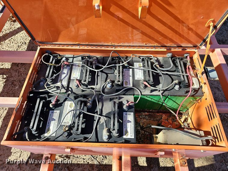 image for item EJ6121 2003 Wanco WTLMB-S-LL(A) message board trailer 