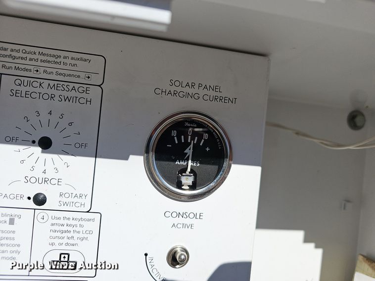 image for item EJ6121 2003 Wanco WTLMB-S-LL(A) message board trailer 