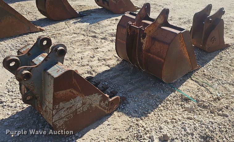 image for item EJ6125 (3) excavator buckets