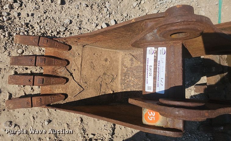 image for item EJ6125 (3) excavator buckets