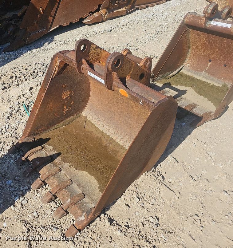 image for item EJ6125 (3) excavator buckets