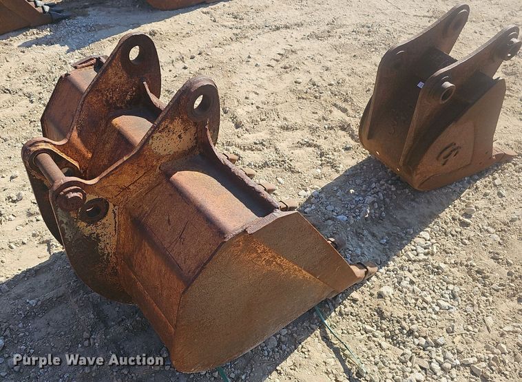 image for item EJ6125 (3) excavator buckets