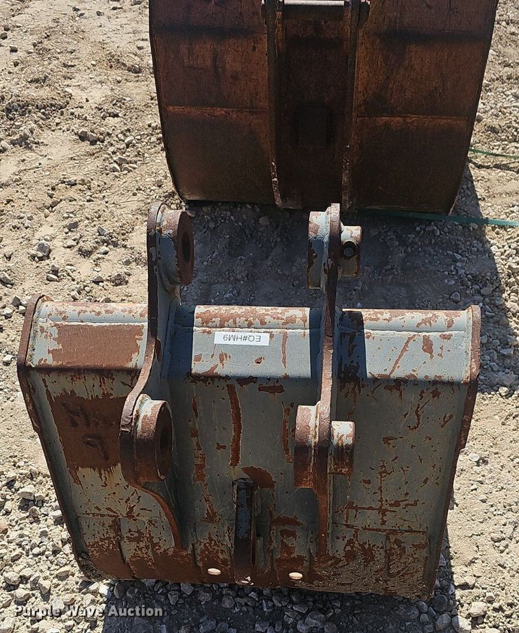 image for item EJ6125 (3) excavator buckets