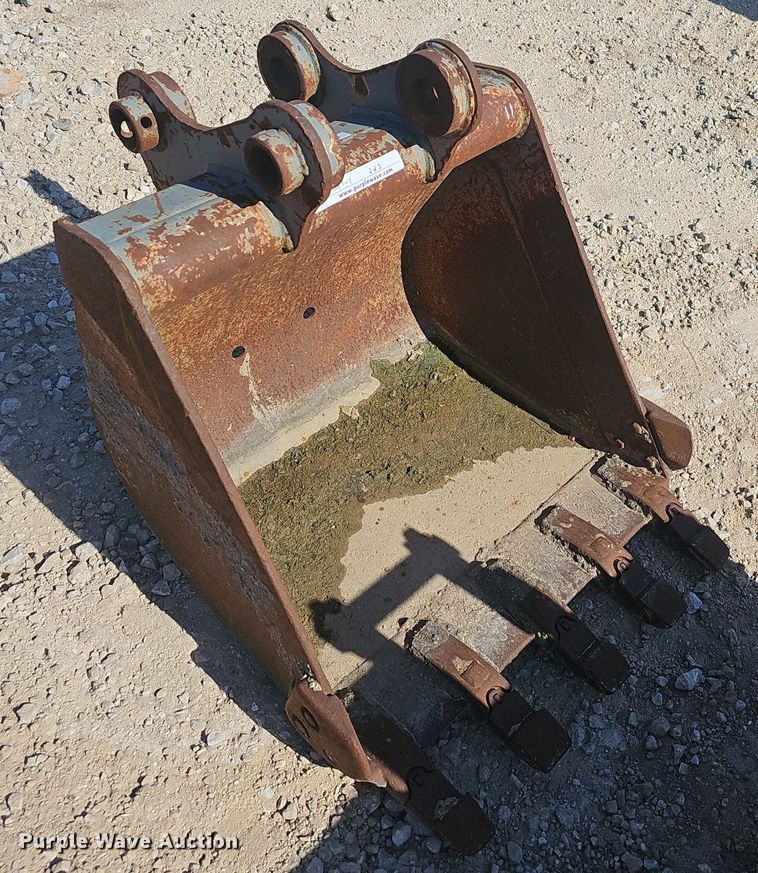 image for item EJ6125 (3) excavator buckets