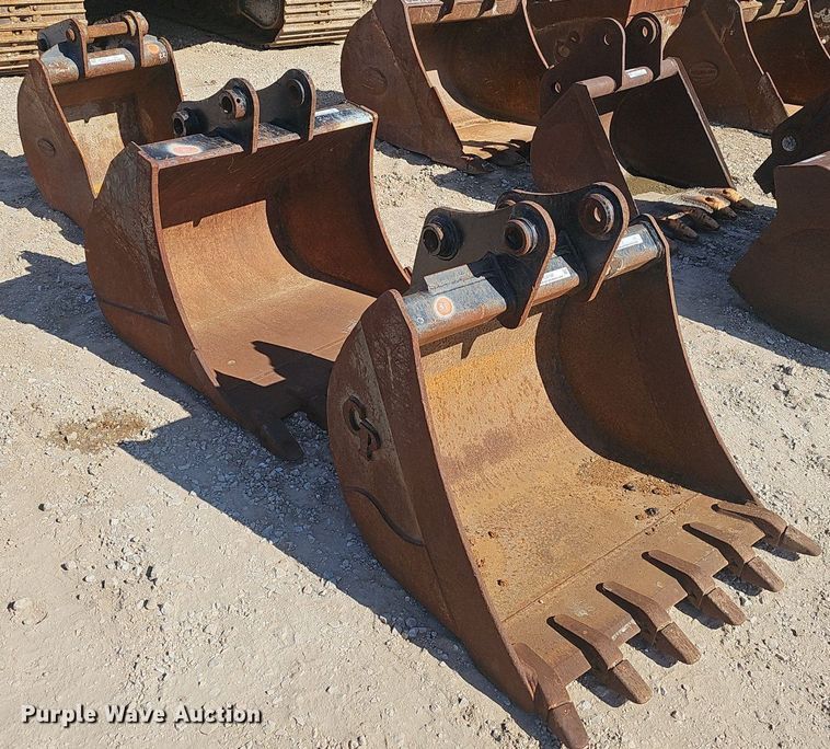 image for item EJ6126 (3) excavator buckets
