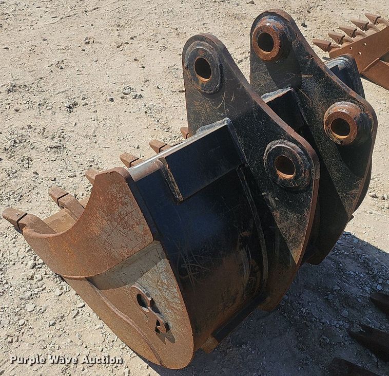 image for item EJ6126 (3) excavator buckets