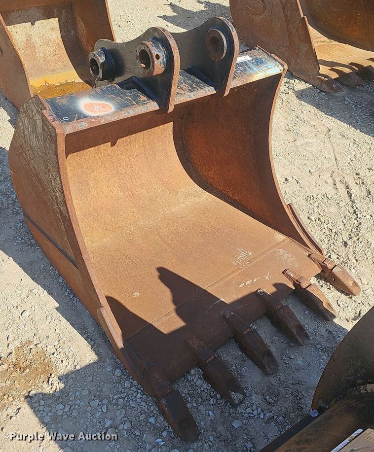 image for item EJ6126 (3) excavator buckets