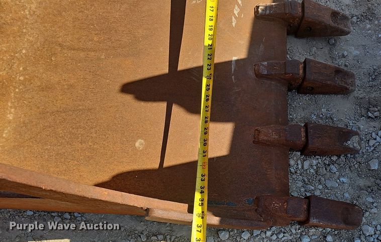 image for item EJ6126 (3) excavator buckets