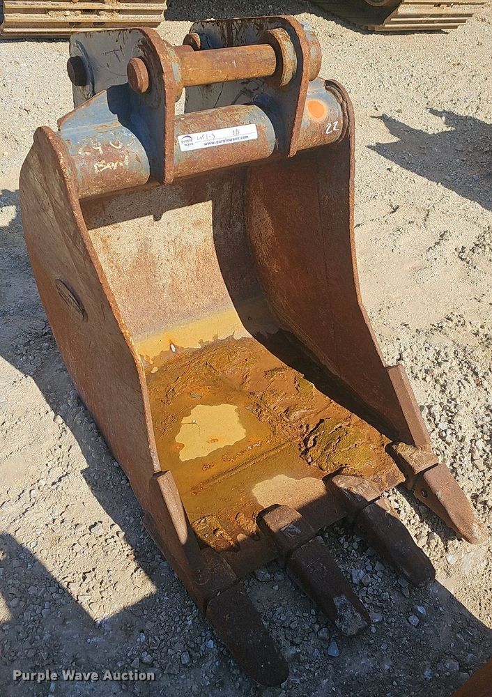 image for item EJ6126 (3) excavator buckets
