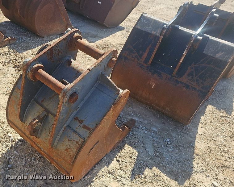 image for item EJ6126 (3) excavator buckets