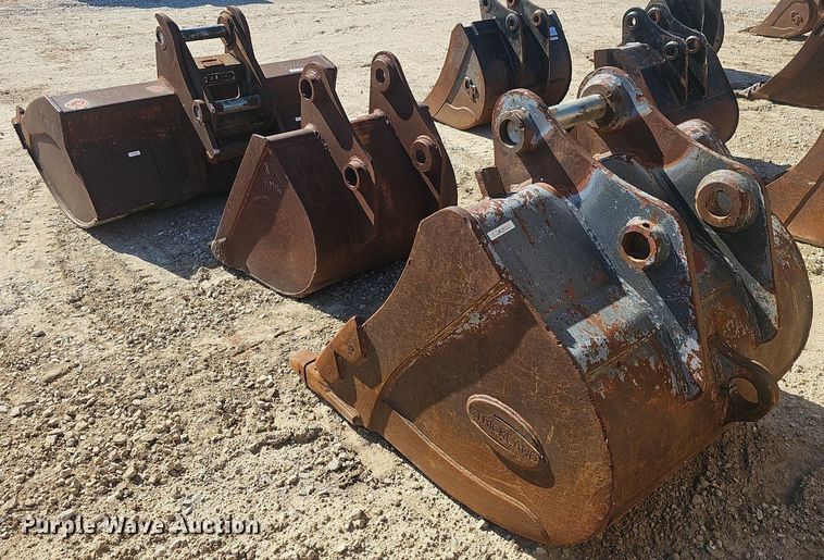 image for item EJ6127 (3) excavator buckets 
