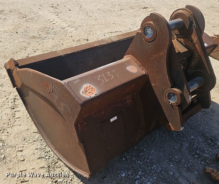 image for item EJ6127 (3) excavator buckets 
