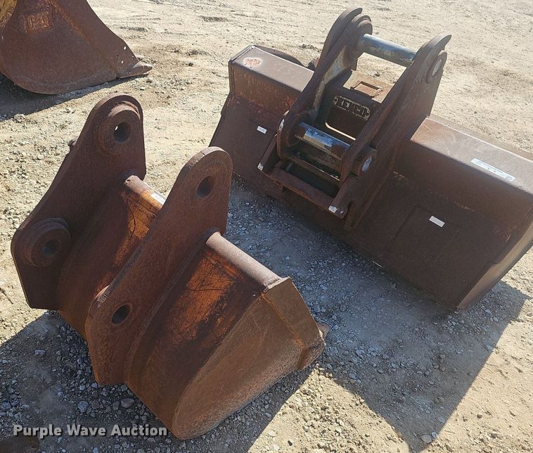 image for item EJ6127 (3) excavator buckets 