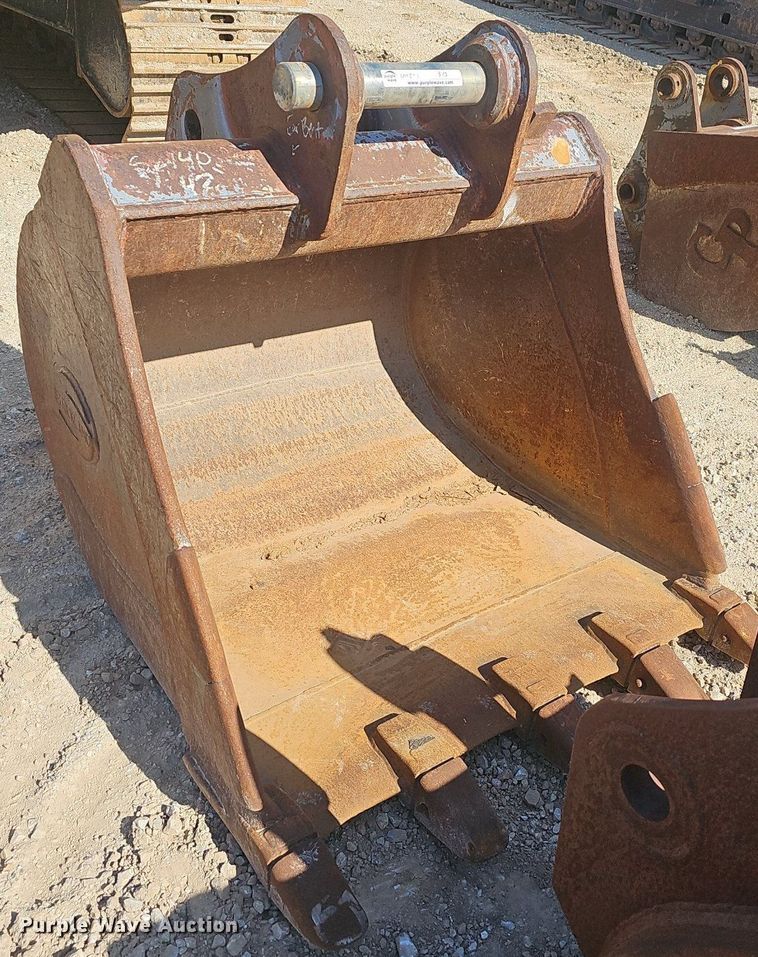 image for item EJ6127 (3) excavator buckets 