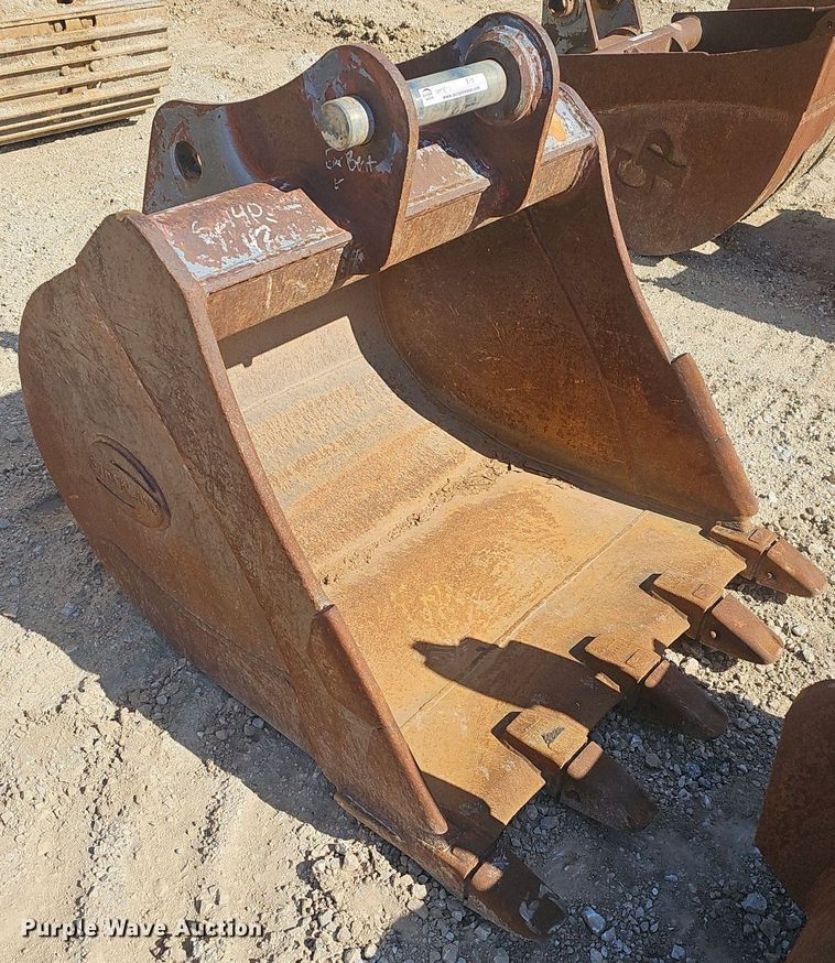 image for item EJ6127 (3) excavator buckets 