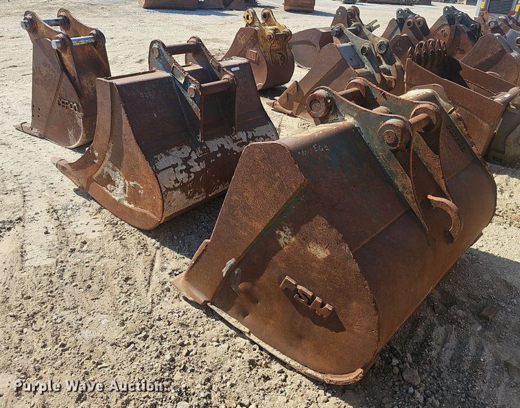 image for item EJ6129 (3) excavator buckets