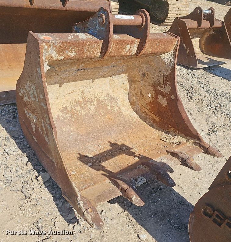 image for item EJ6129 (3) excavator buckets