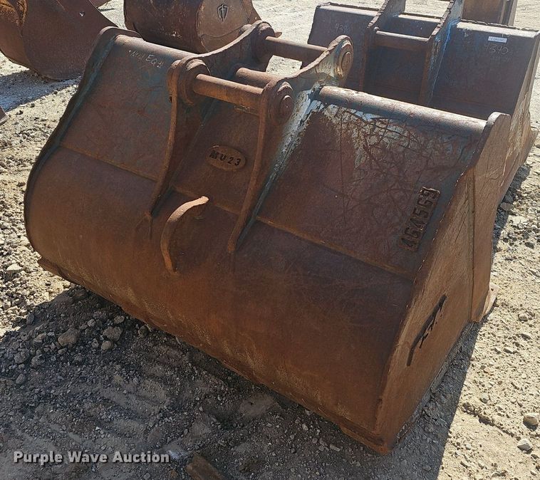 image for item EJ6129 (3) excavator buckets