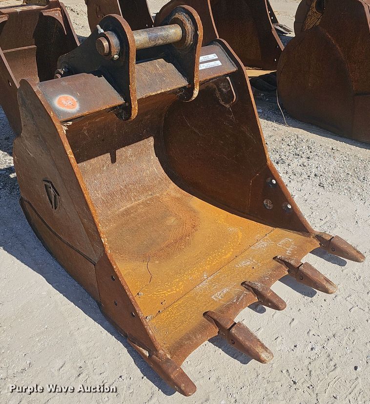 image for item EJ6130 (3) excavator bucket