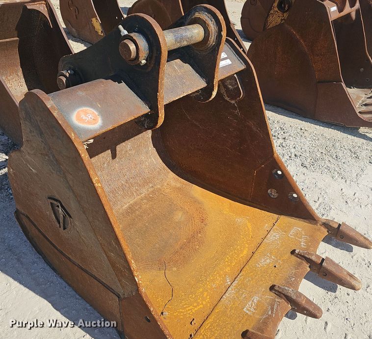 image for item EJ6130 (3) excavator bucket