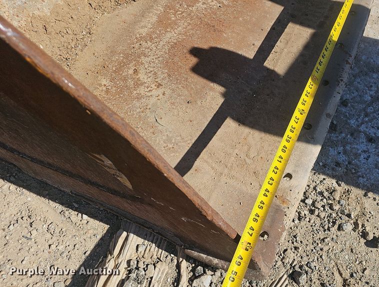 image for item EJ6130 (3) excavator bucket