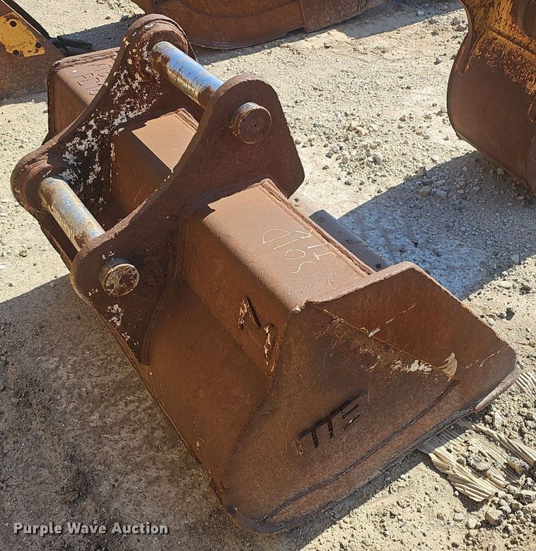 image for item EJ6130 (3) excavator bucket