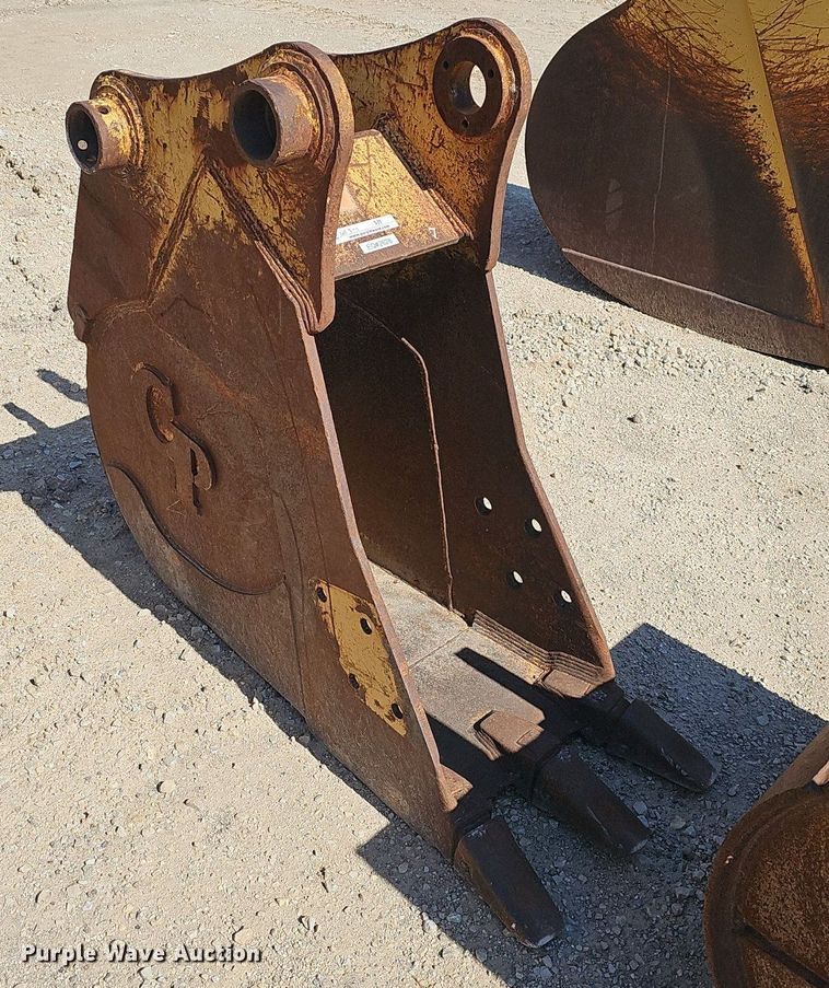 image for item EJ6131 (3) excavator buckets