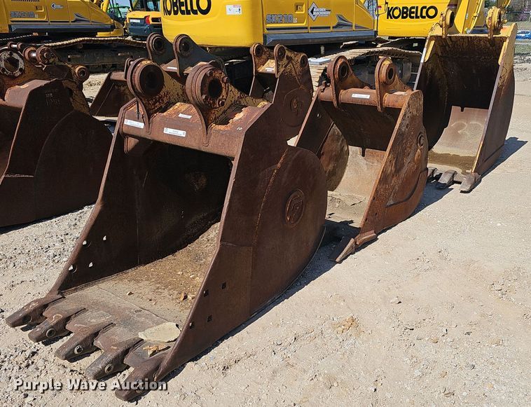 image for item EJ6132 (3) excavator buckets