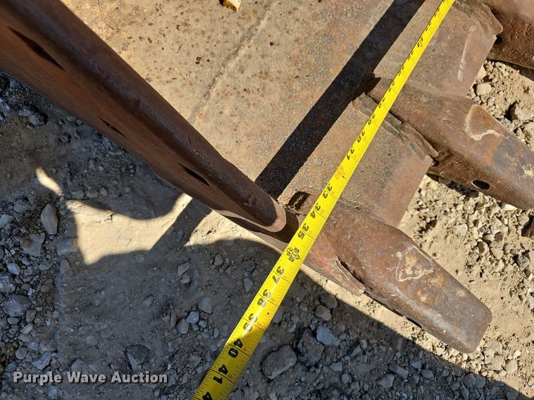 image for item EJ6132 (3) excavator buckets