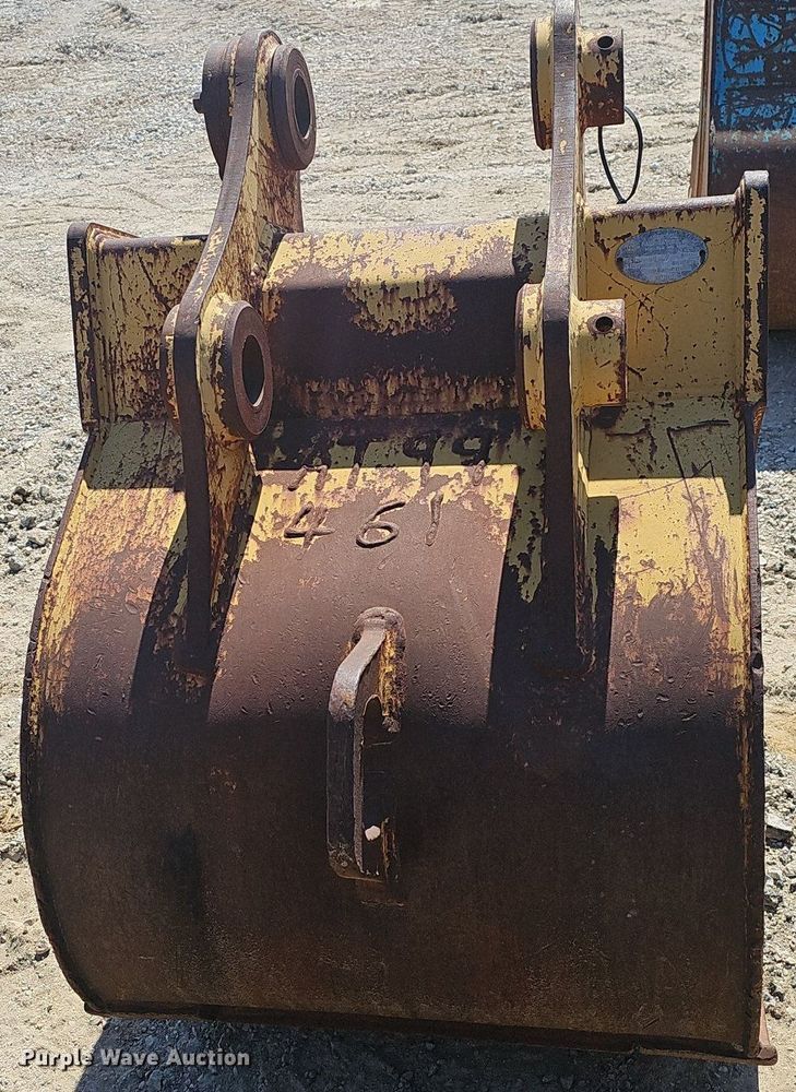 image for item EJ6132 (3) excavator buckets