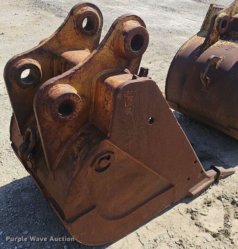 image for item EJ6132 (3) excavator buckets