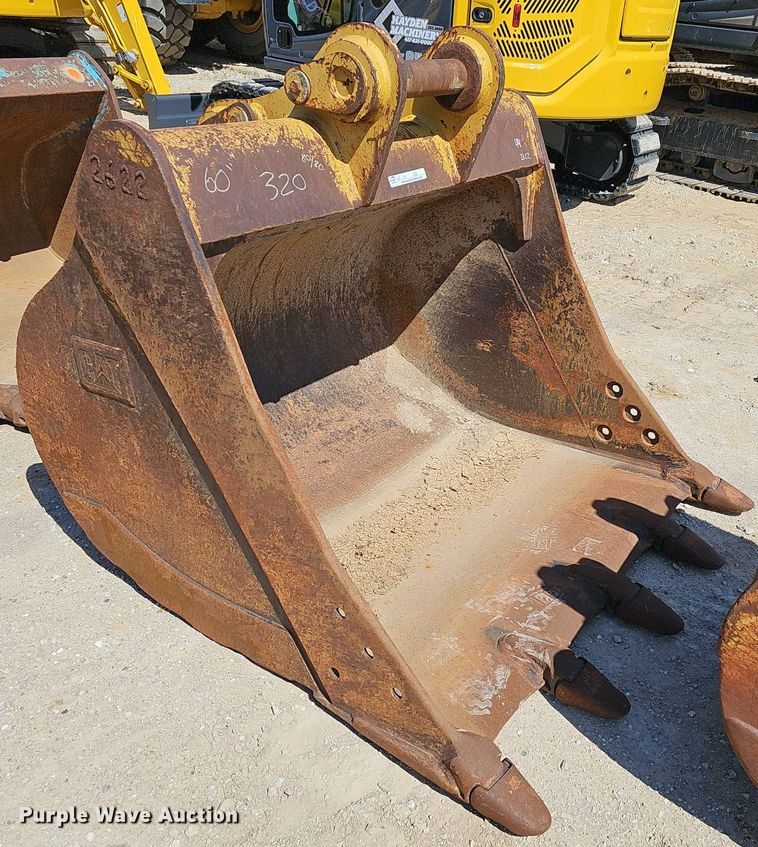 image for item EJ6133 (3) excavator buckets