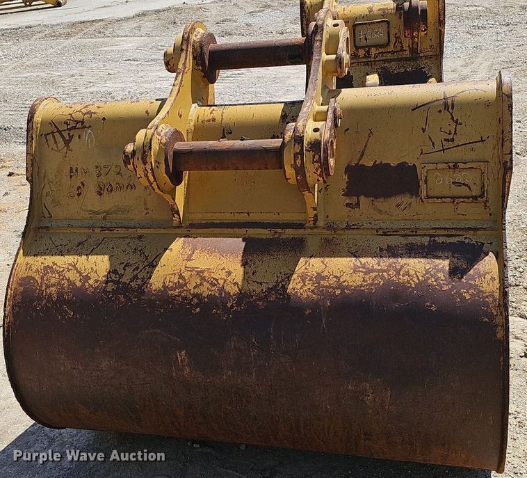 image for item EJ6133 (3) excavator buckets