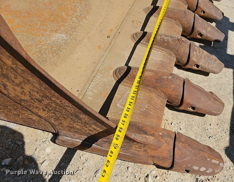 image for item EJ6133 (3) excavator buckets